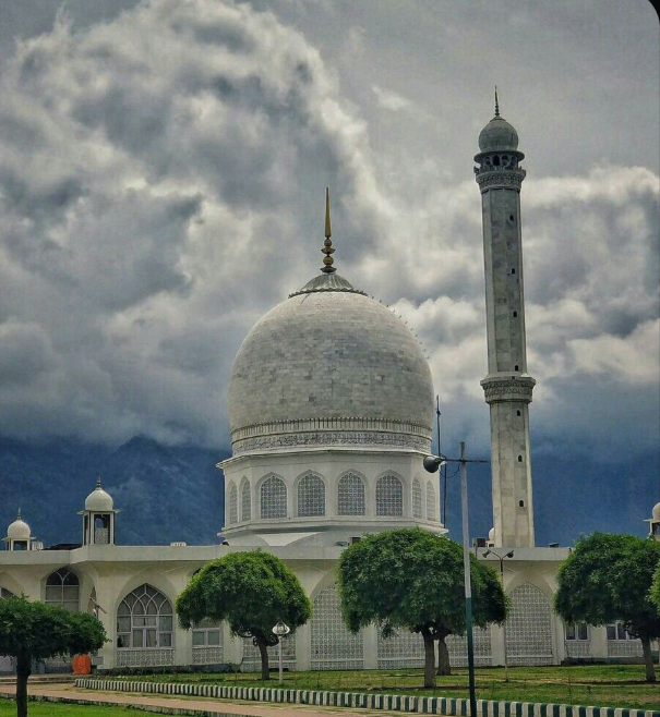 Hazratbal Shrine Srinagar